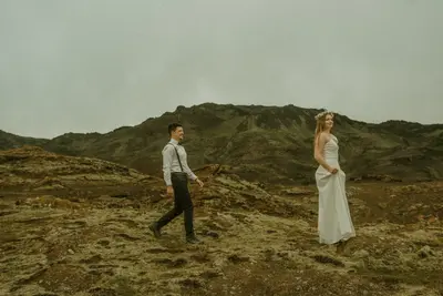 Elopement photoshoot on the Reykjanes Peninsula by Christine Q