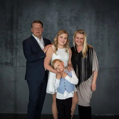 Family photoshoot in Reykjavík by Johann K
