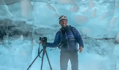 Solo Portrait photoshoot at Jökulsárlón by Johann K