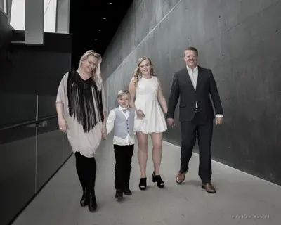 Family photoshoot in Reykjavík by Johann K