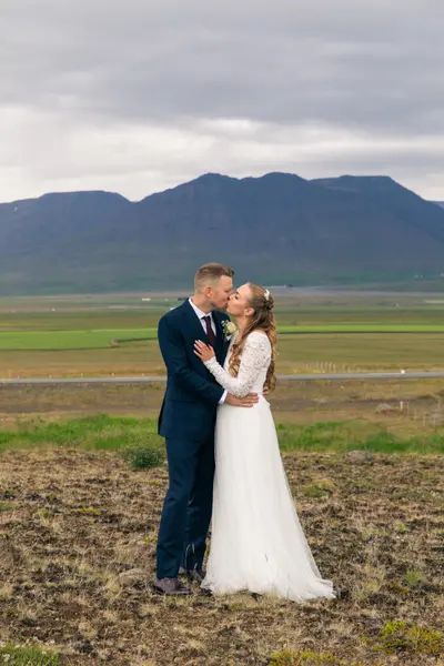 Wedding photoshoot in North Iceland by Annsy