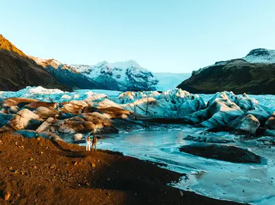 Couples photoshoot in Skaftafell by Misha M