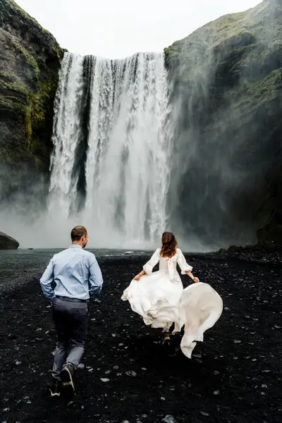 Anniversary photoshoot in Skógafoss by Misha M