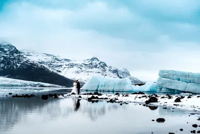 Wedding photoshoot in Jökulsárlón by Misha M
