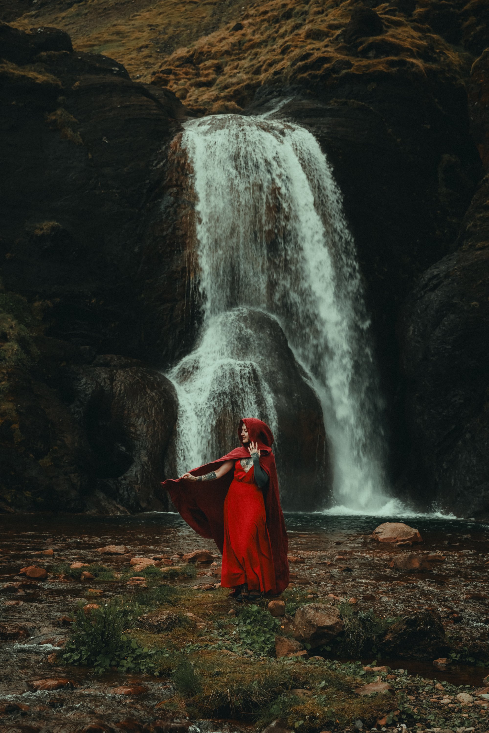 The Iceland photoshoot guide: how a session with a local photographer actually works — photo by Lisa N.